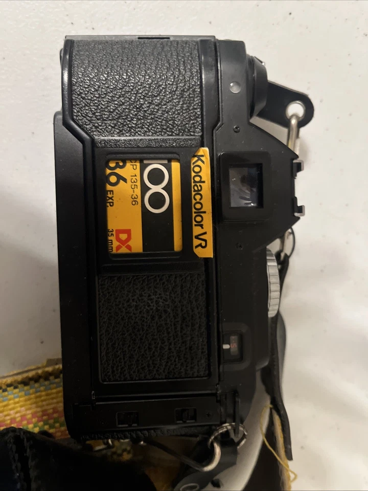 Cuerpo de cámara fotográfica Konica FS-1 35 mm SLR con estuche original + flash X-24 Foto 4 de 4