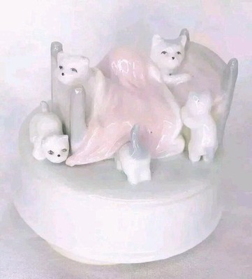 Vtg 1991 Summit Collection Music Box Mom Cat Kittens The Long And Winding Road