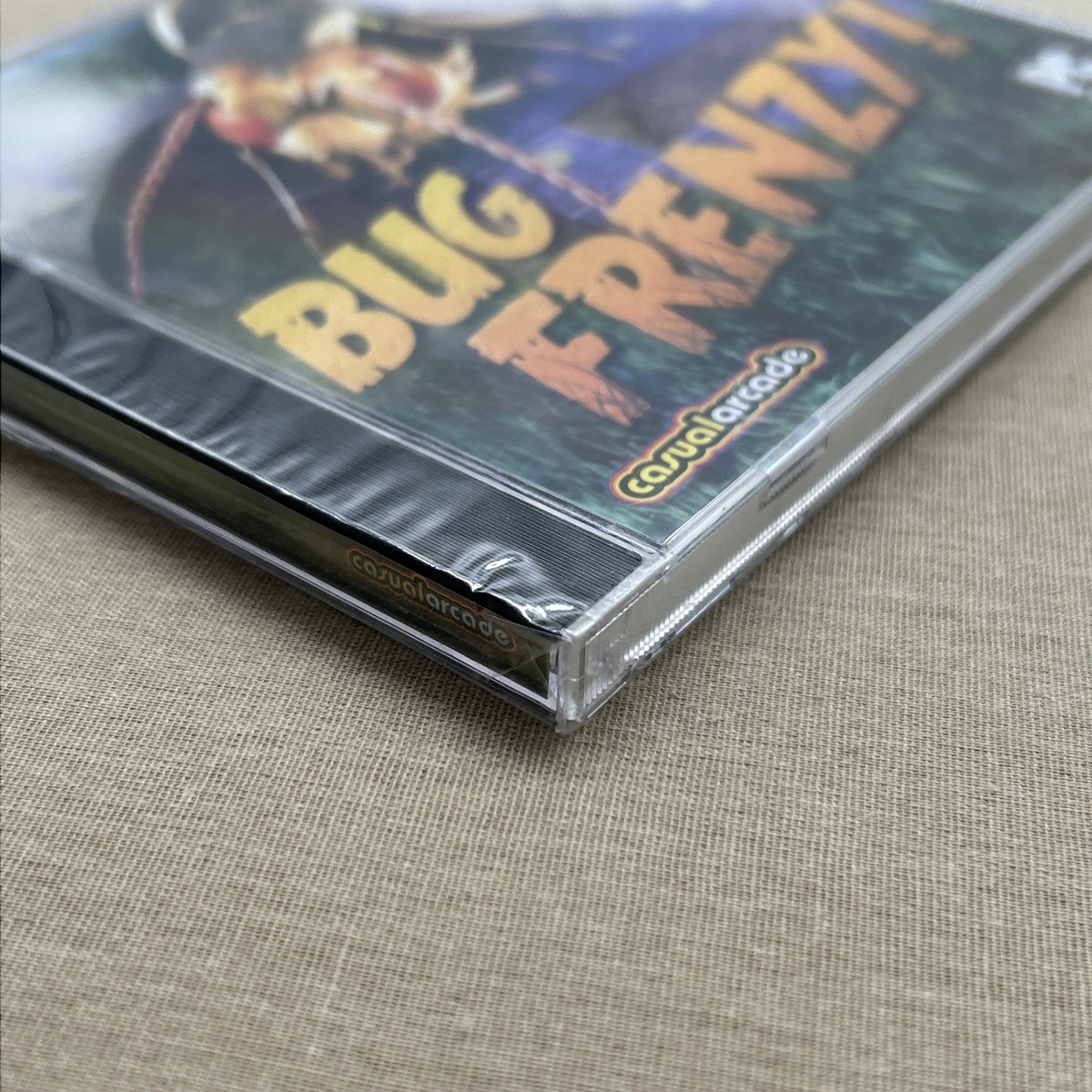 Bug Frenzy (Windows 98 PC CD-ROM 2006 NEW) Arcade Maze Computer