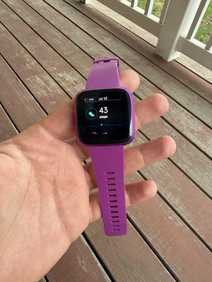 Fitbit Pink Versa Lite FB415 SC Smartwatch Activity Tracker  Works.