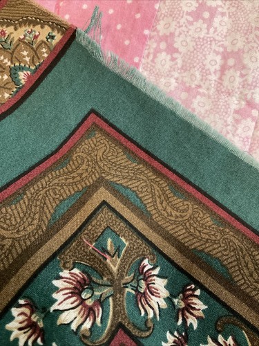 Spring Industries Cotton Fabric Panels With Matching Borders - Picture 15 of 15