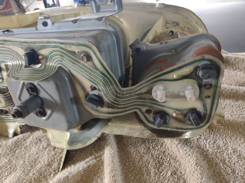 1969 FORD MUSTANG DASH INSTRUMENT CLUSTER W/ SPEEDOMETER & GAUGES STANDARD INT - Picture 10 of 10