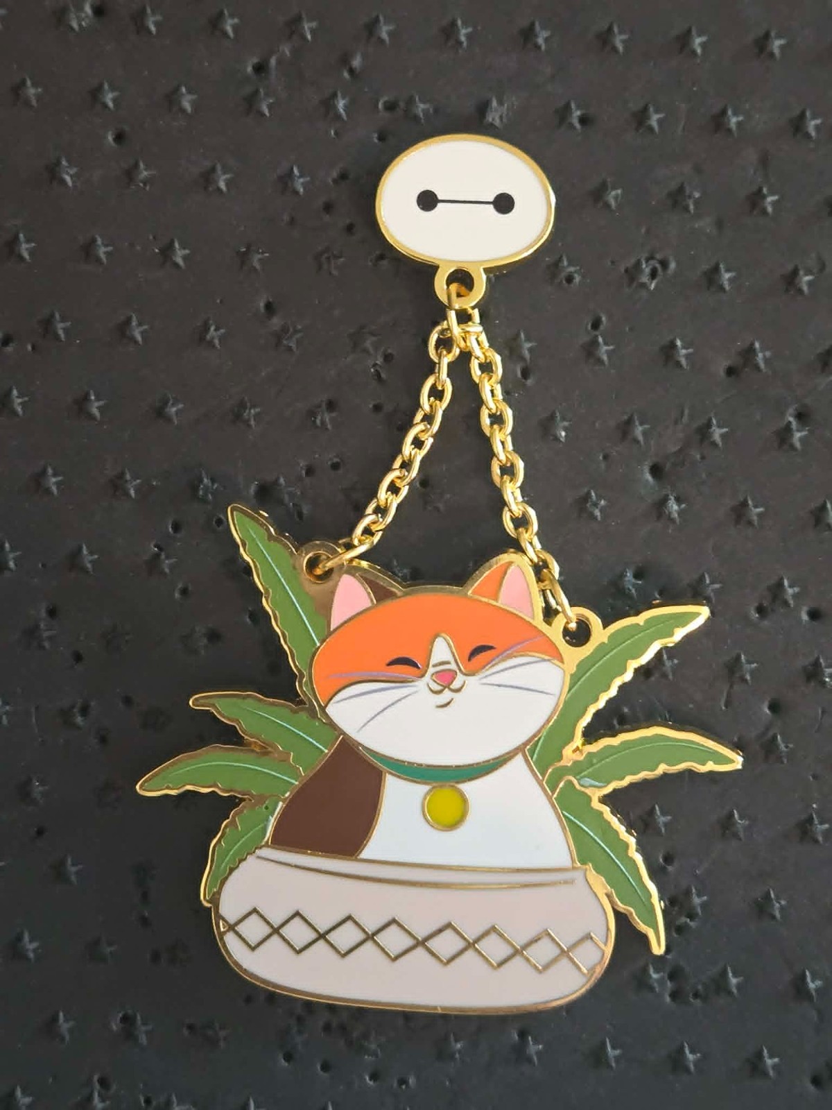 Disney Cats in Planters Mystery Pin - Mochi Big Hero 6