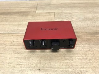 Focusrite Scarlett Solo 4th Gen USB Audio Interface Red