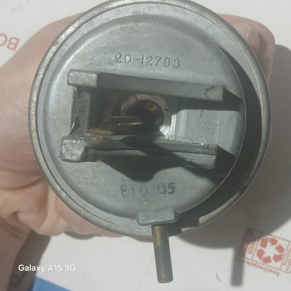 Ford Mustang 1969-71 6 cilindros 67-71 Mercury 6 cilindros distribuidor cámara de vacío NORS Foto 2 de 4