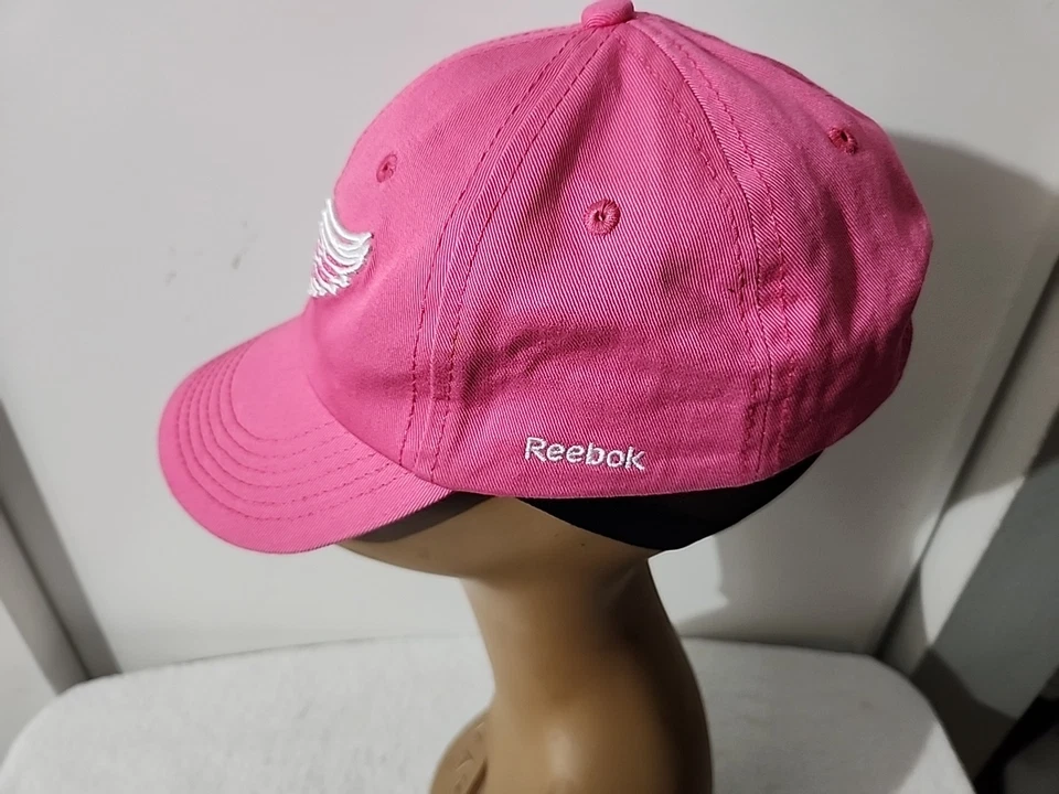 SOMBRERO Pink Detroit RedWings de Reebok Foto 4 de 4
