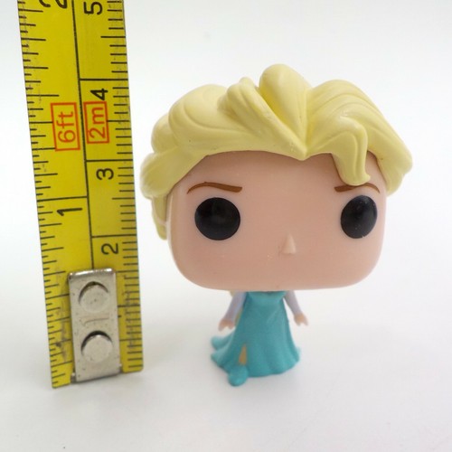 Disney Frozen Pocket POP! Vinyl Elsa Figure, Open Box Funko Toy - Picture 2 of 11