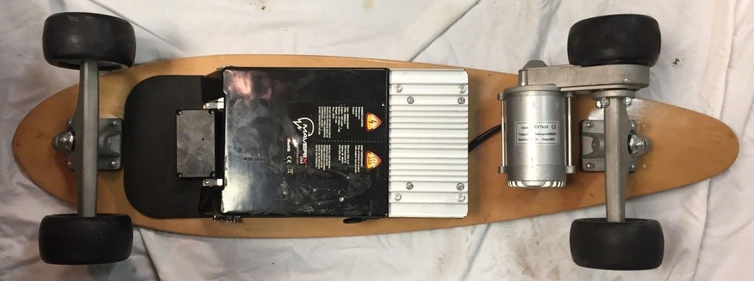 MAVERIX USA DAWN OF JUSTICE Edition Electric Skateboard 400 Watt READ