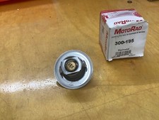 1984-02 CAD,CHEV,DODGE,FORD,GMC,JEEP,HYUNDAI,OLDS,PONTIAC 195 THERMOSTAT 300-195