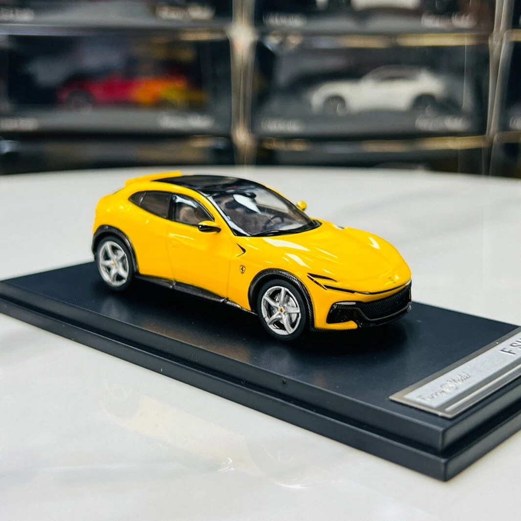 【再入荷】 Funny car Diecast Yellow SUV Purosangue Ferrari 1/64 Model ミニカー