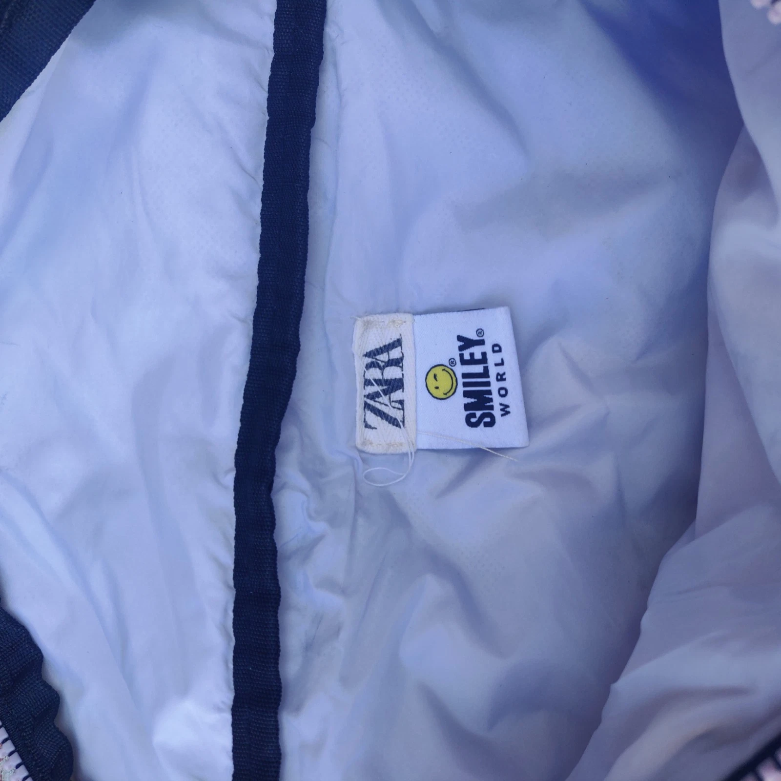 Zara Smiley World marsupio marsupio. Feste Passeggiate