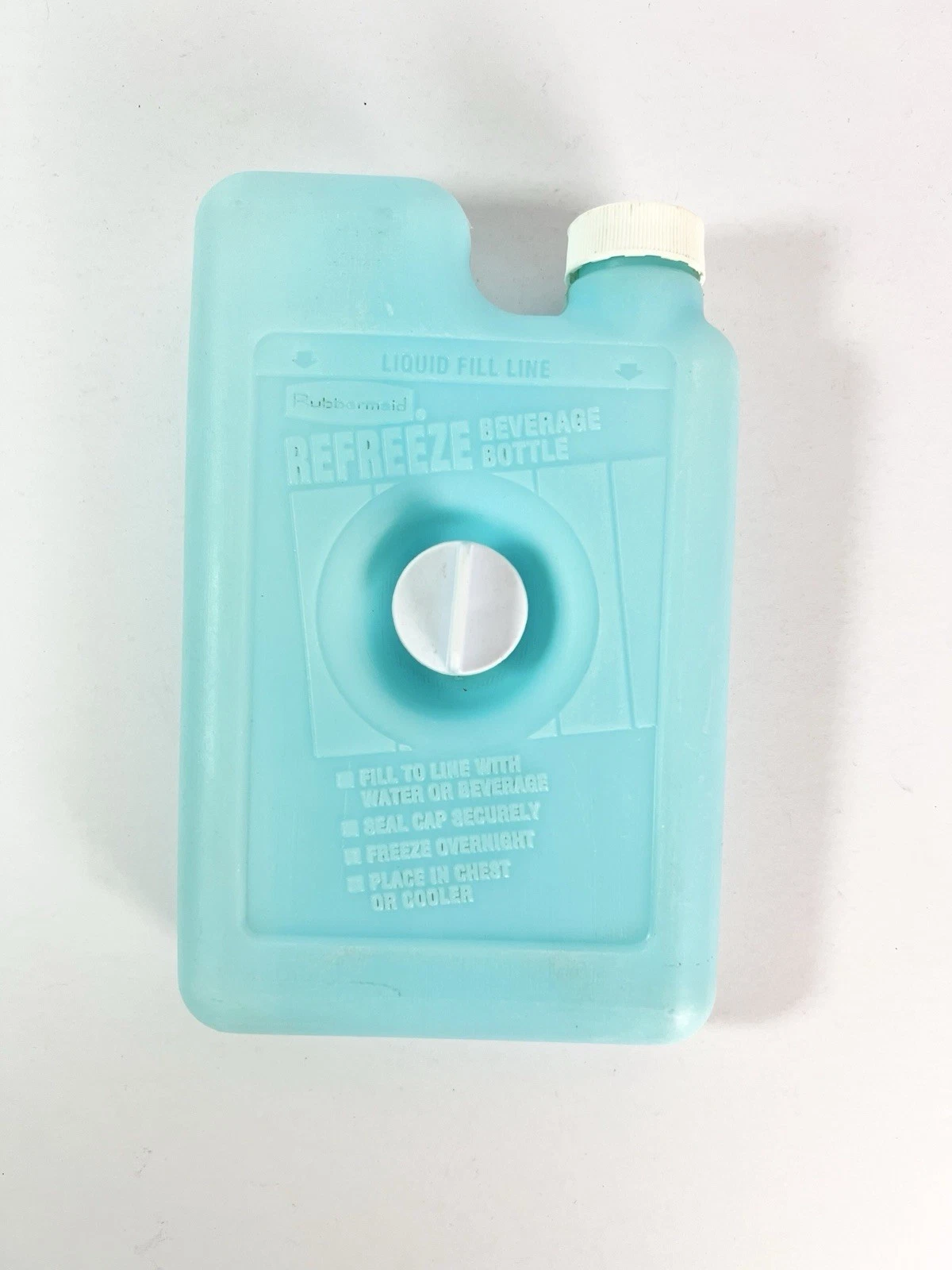 Rubbermaid Gott Screw In Refreeze 8278 Cooler Ice Pack Beverage Bottle Icepack
Opens in a new window