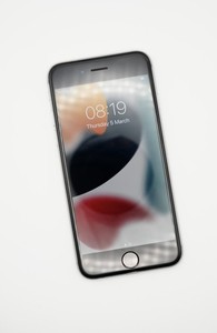 Apple iPhone 6s - 32GB - Space Grau - Entsperrt - Sehr Guter Zustand