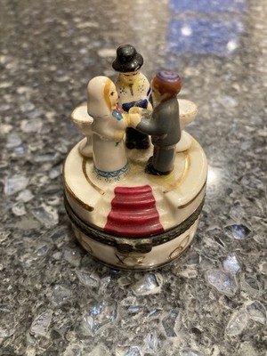 Vintage Jewish Wedding Trinket Pill Box