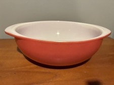Vintage Pyrex Beautiful Flamingo Pink Color V...
