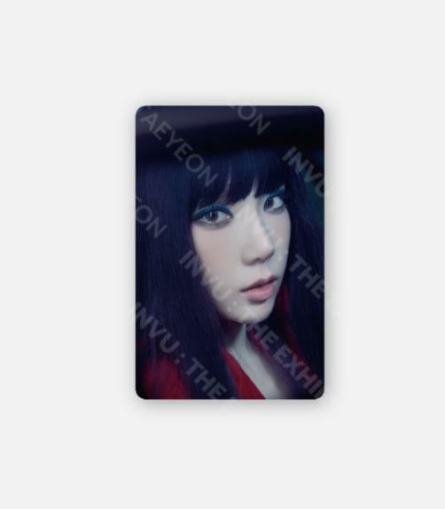 TAEYEON INVU : THE EXHIBIT OFFICIAL MD GOODS PHOTO SET + PHOTOCARD