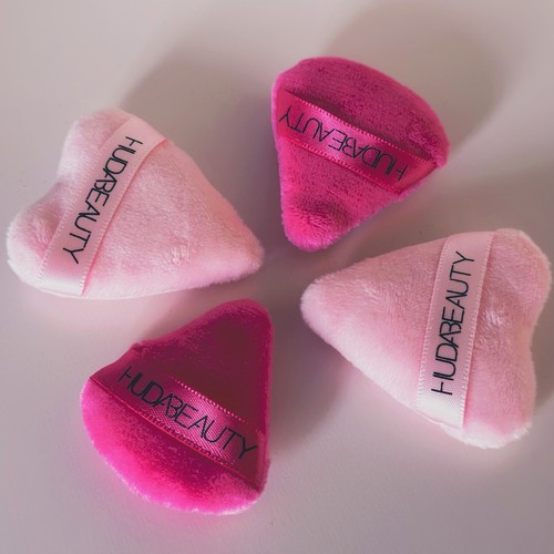 Huda Beauty 4x Mini Powder Puff Set in Pink eBay