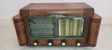 ancien poste radio tsf à lampe années 40-50. En bois. Taille 54l*27p*30h