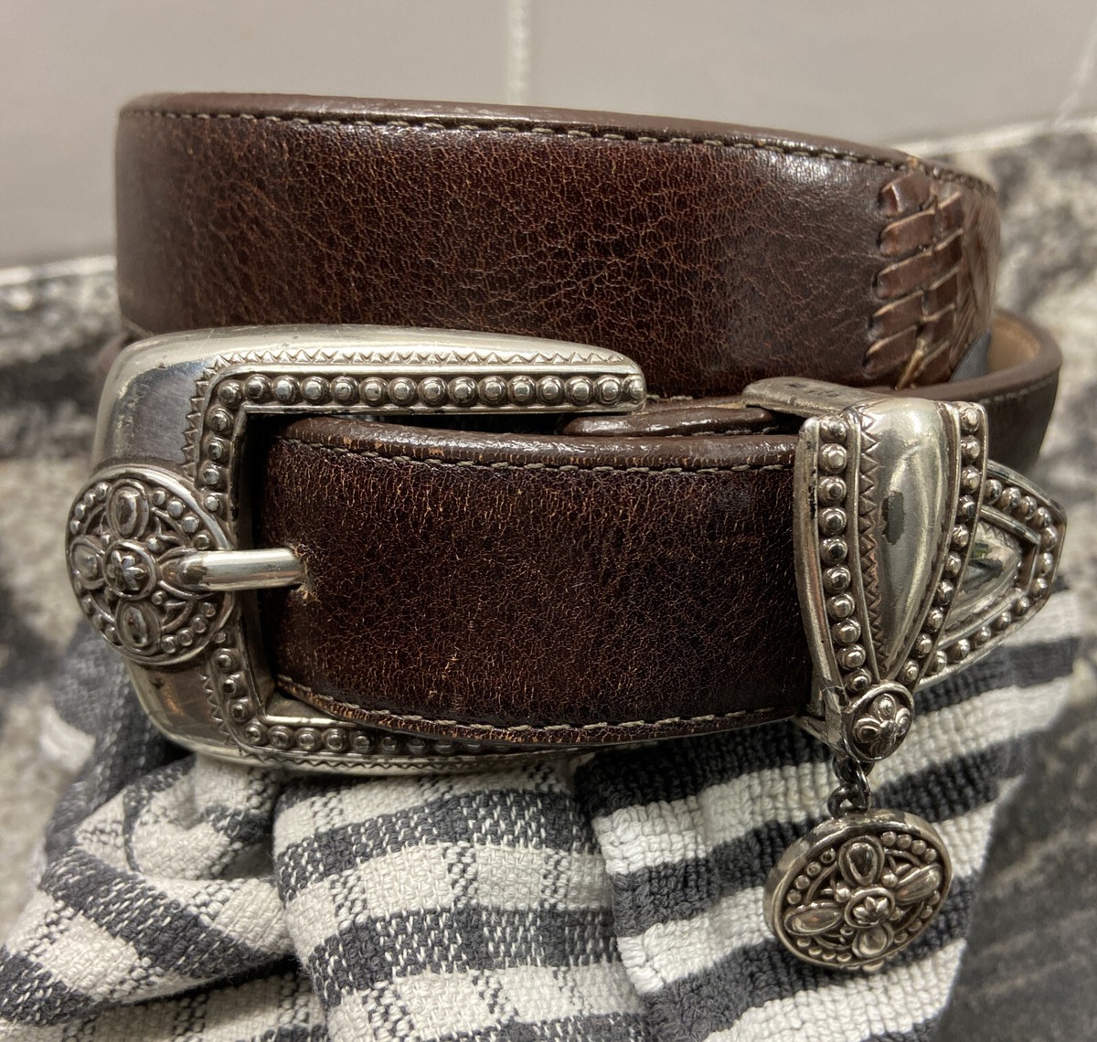 Brighton Silver Heart Leather Belt Sz M (B2408) | eBay display picture 3