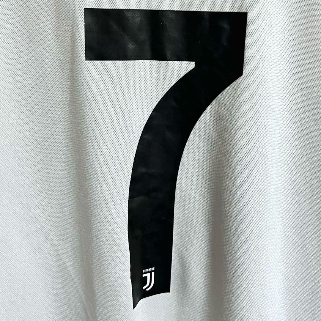 Cristiano Ronaldo Juventus FC #7 Home Jersey 18/19 CL Ver