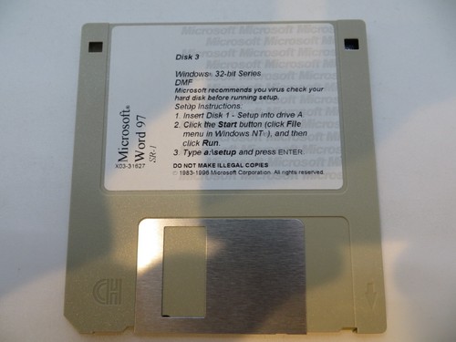 3.5" Floppy Disks MICROSOFT WORD 97 - SR-1 1996 18 Discs - - Picture 4 of 19