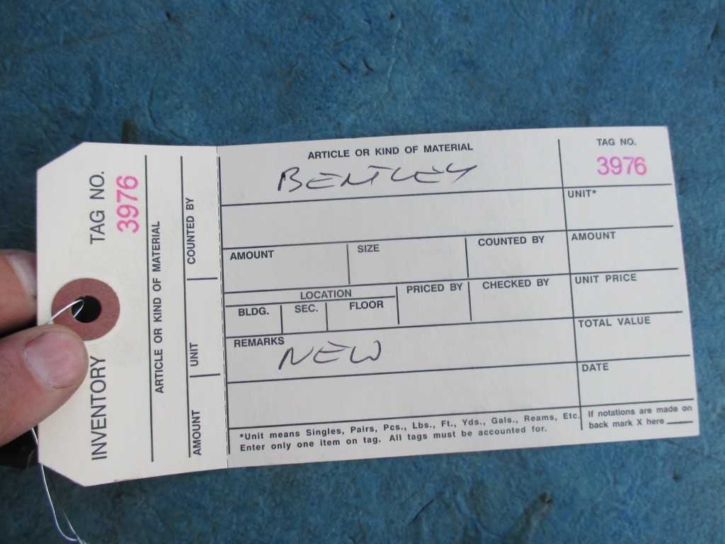 Bentley Continental Gt left rear retaining strip #3976 