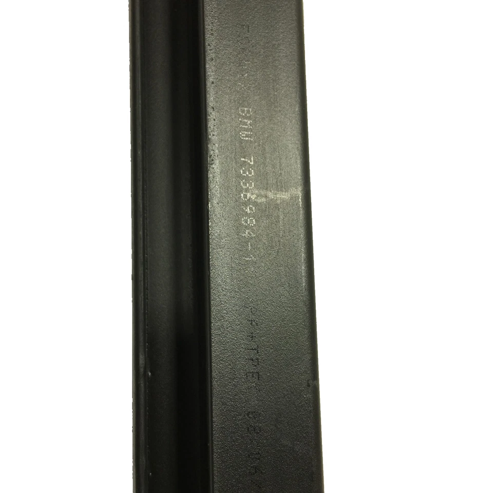 BMW OEM 540i PUERTA LATERAL DEL PASAJERO TRASERO VENTANA INTERIOR SELLO DE RESISTENCIA A LA INTEMPERIE 2017-2023 Foto 3 de 4