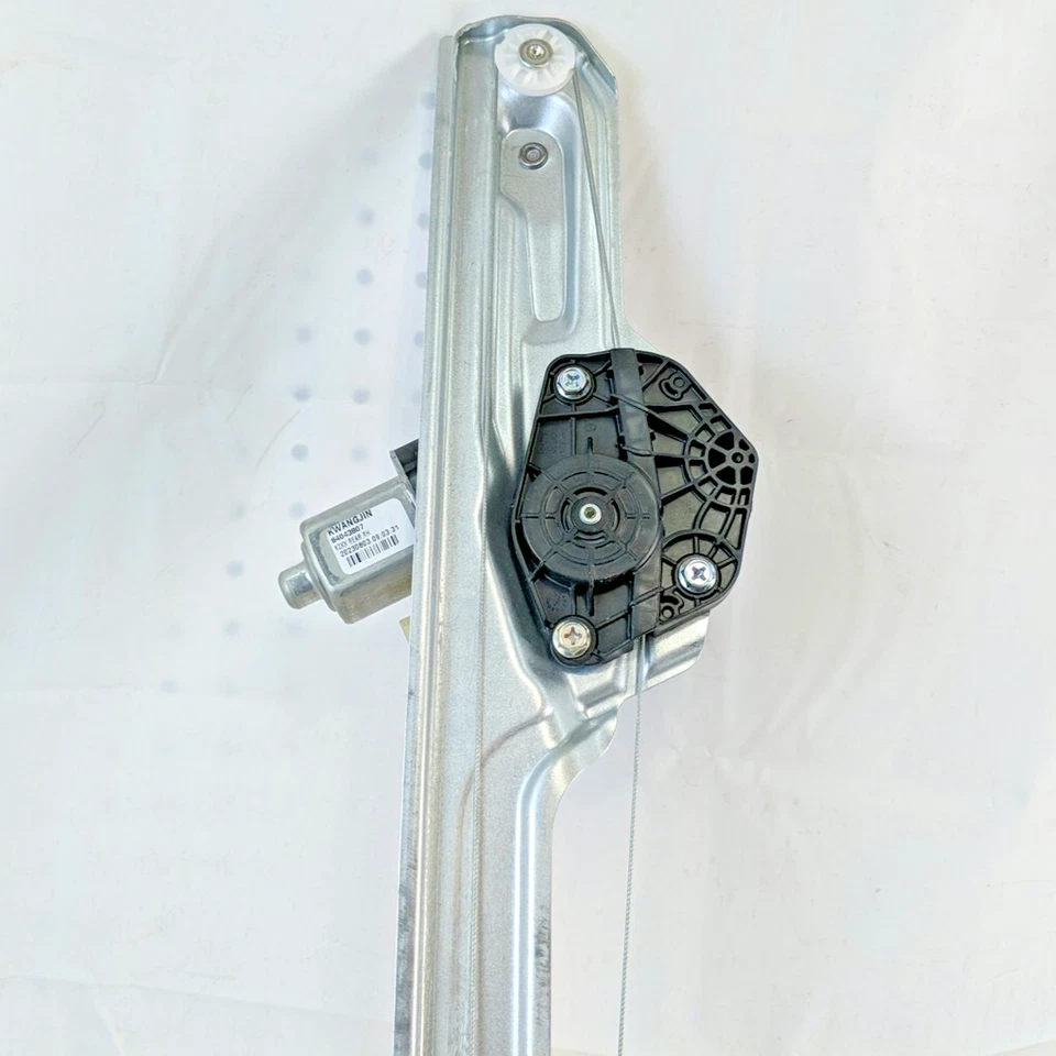 GM 84043807 Window Regulator w Motor Fits Escalade Tahoe Sierra Rear Right Power - Image 4 of 4