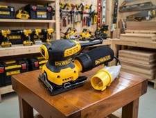 Dewalt DWE6411 1/4 Sheet Orbital Palm Sander 110V Battery-Powered Toolbox