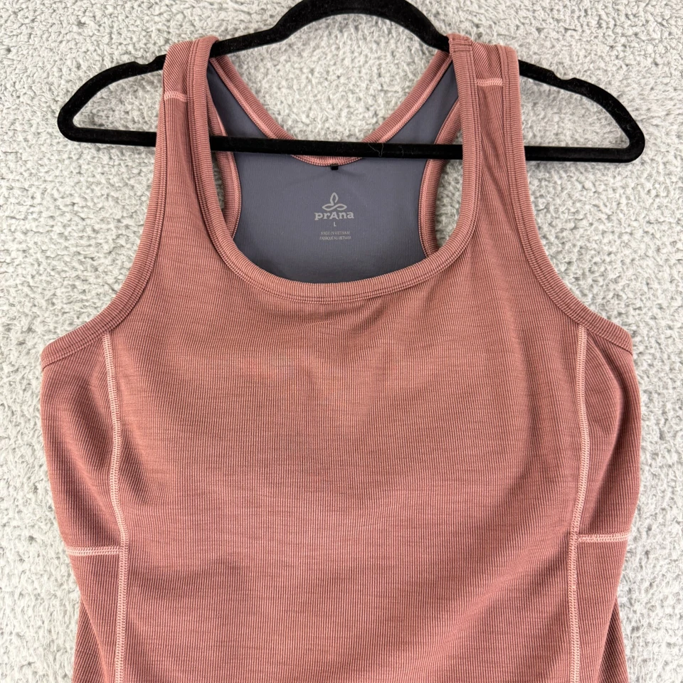 Regata Prana Becksa feminina grande marrom sem mangas pulôver elástico academia de ioga - Imagem 2 de 4