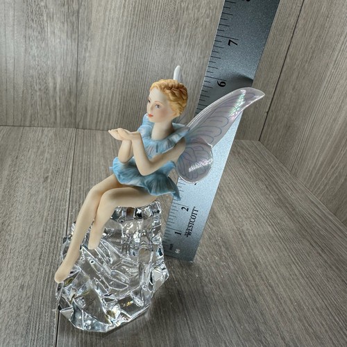 Estatuilla base cristal hada sentada encantada Franklin 1989 Franklin Mint 6" azul de colección - Imagen 10 de 11