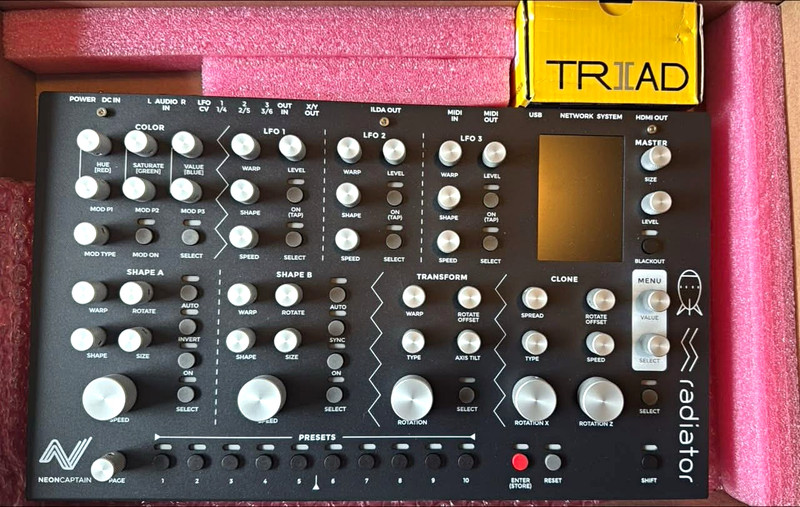 Neon Captain Radiator DJ Mixer USB Analog/Digital Filter Tabletop Black