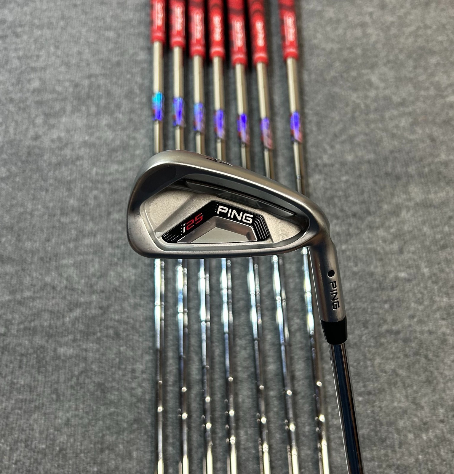Ping i25 Black Dot Iron Set 4-PW + U Ping CFS Stiff Flex Steel Shafts RH Mint