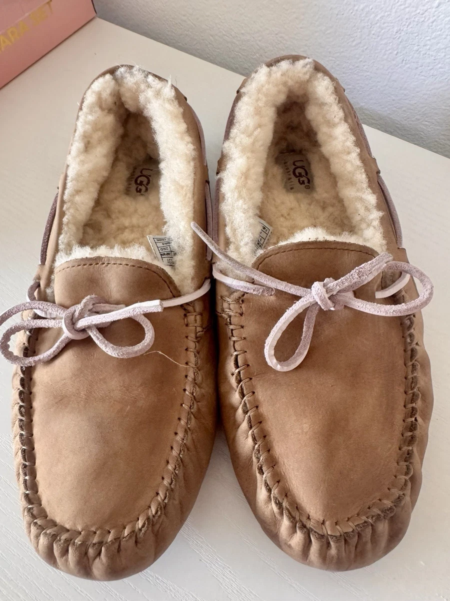 UGG Dakota Women Slippers 9 US Shoe for sale | eBay