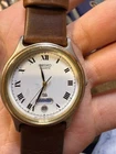 Vintage Seiko Quartz 5Y23-7040 Roman Numeral Day-Date Watch