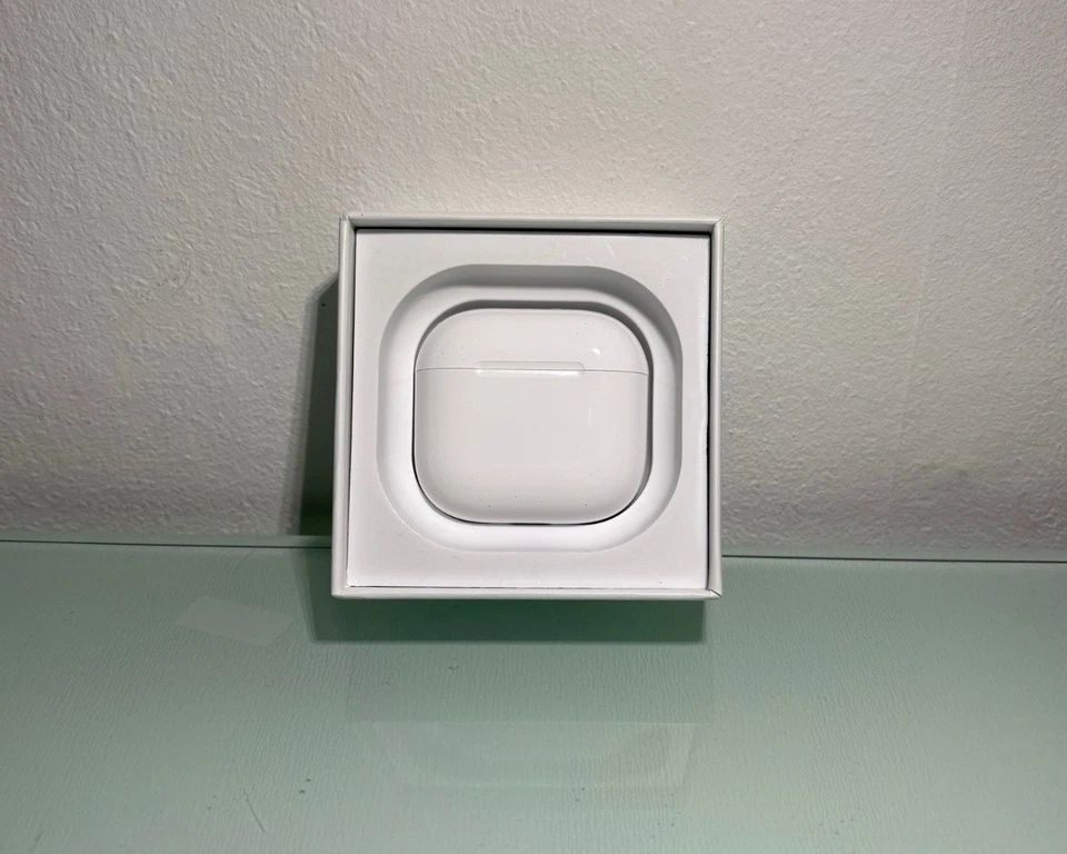 Apple AirPods 4. Generation mit ANC - Bild 4 von 4