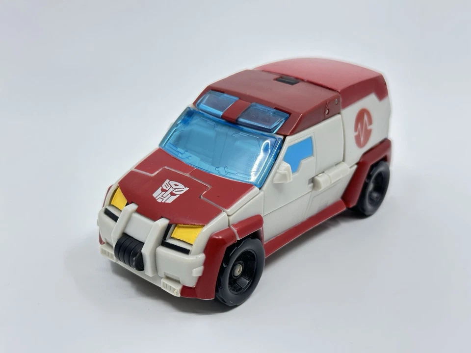 Ratchet Animated Transformers (Deluxe Class) - Imagen 2 de 3
