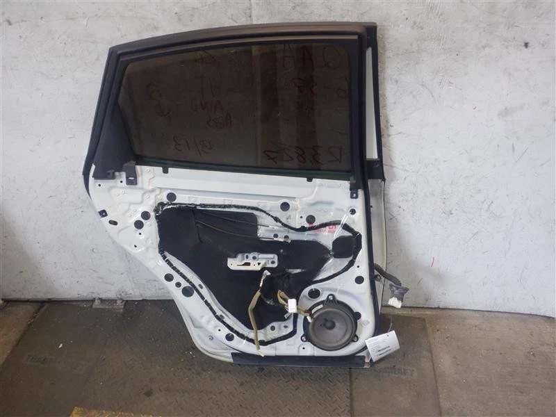 REAR DOOR Infiniti M35H M37 M56 Q70 11 12 13 14 15 16 17 18 Left White 1252925 Foto 2 de 4