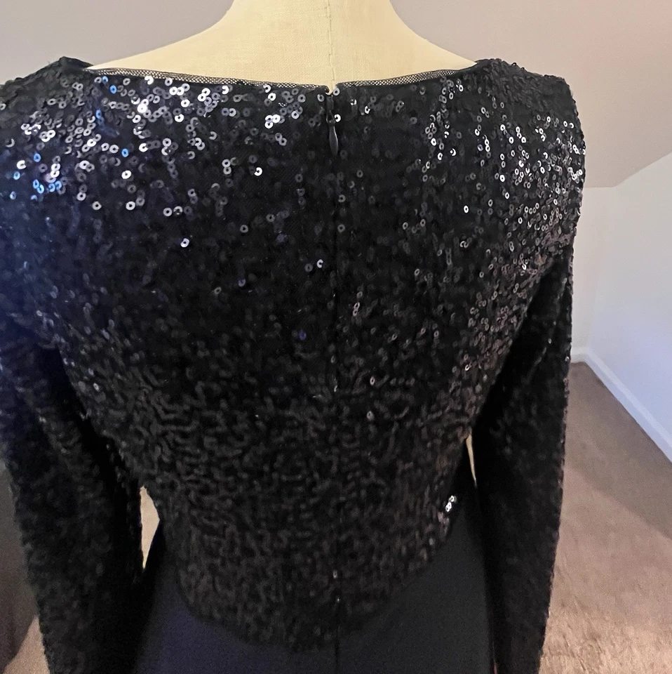 Gorgeous Ralph Lauren women's navy Blue sequence evening dress Size 10 Worn Once - Image 4 of 4