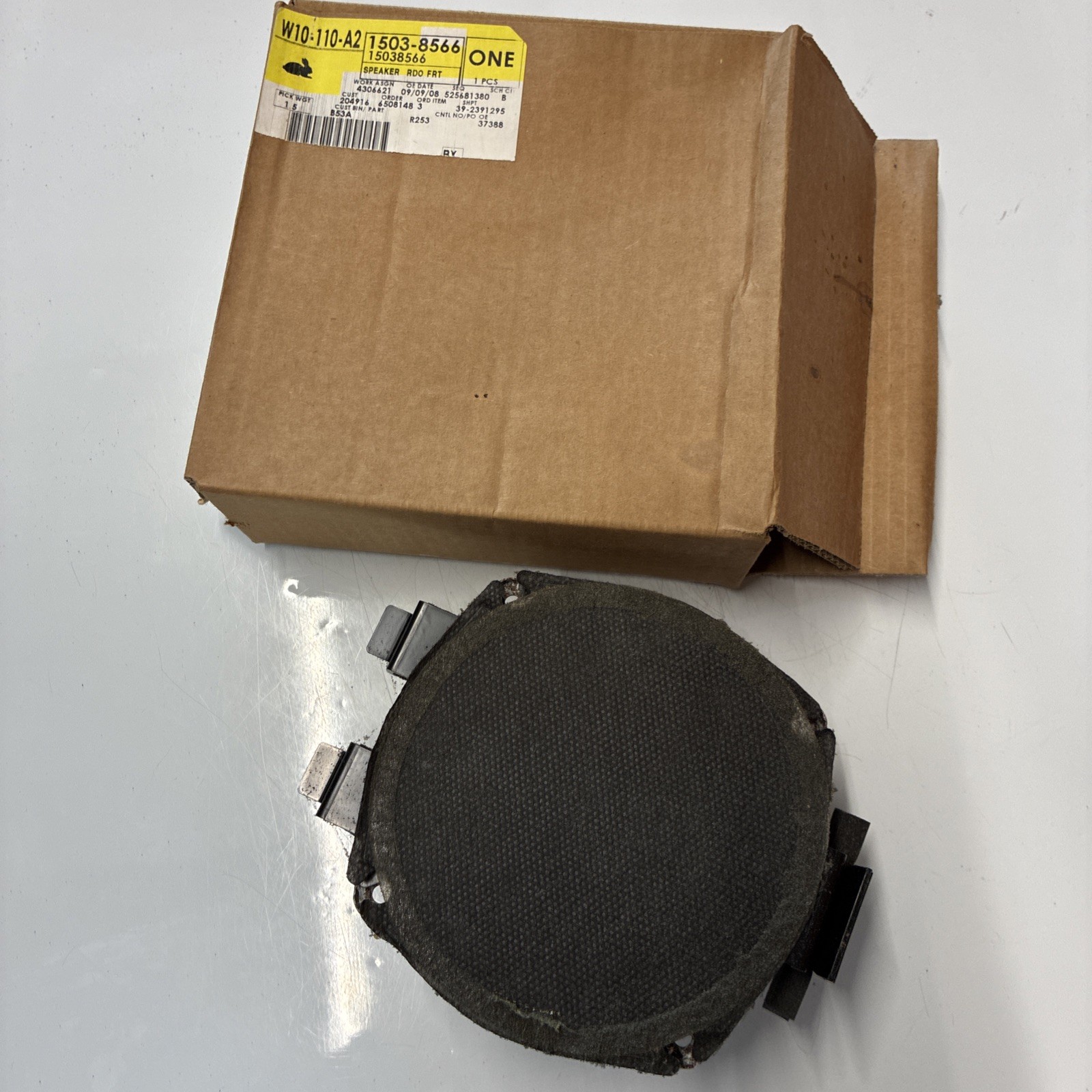 GM 15038566 Front Door Speaker OEM Genuine Audio Sound System Radio Component 