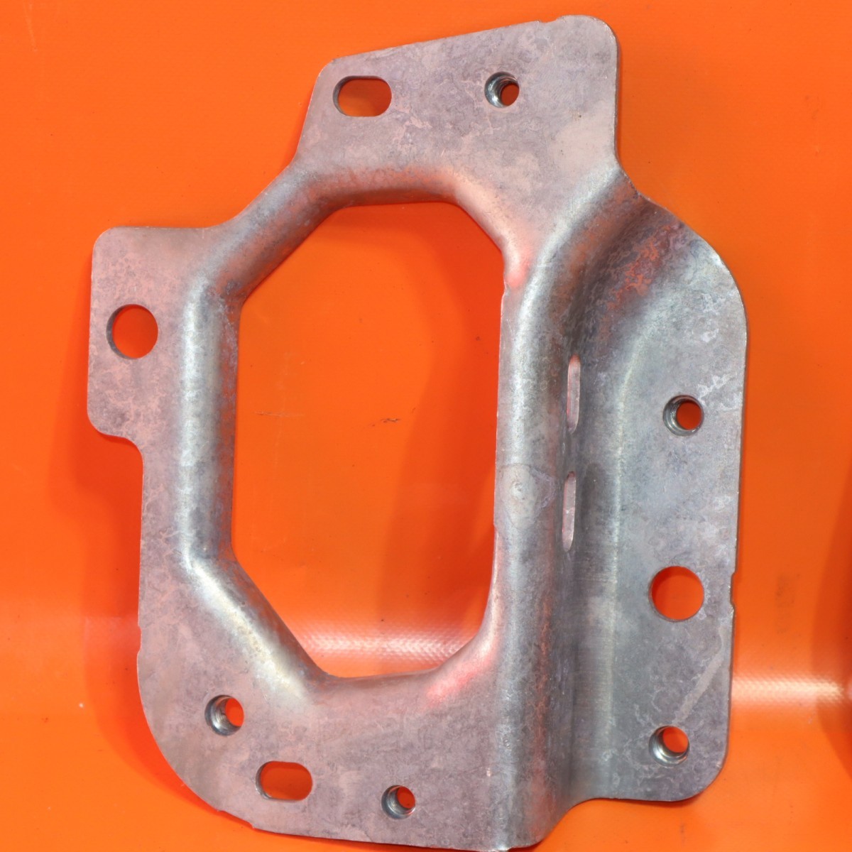 BENTLEY GT GTC REINFORCEMENT BRACKET FRONT L/R 2012 2013 2014 2015 3W0805677B