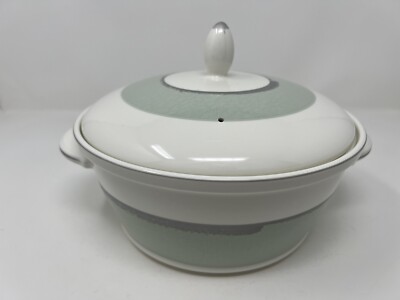Noritake Ambience Green covered casserole dish 7969