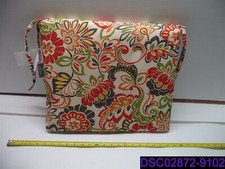 Pillow Perfect Indoor/Outdoor Multicolored Modern Floral 15" x 15" Seat Cushion