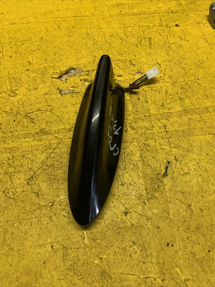 2013-2017 Subaru CrossTrek Roof Antenna Telematic Shark Fin V3-10949C - Image 2 of 4