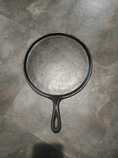 Vintage Unmarked Wagner #8 Round Griddle Pancake Cast Iron 9 1/4"
