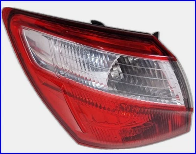 Feu arrière gauche Nissan Qashqai J10 Lift original - Photo 1/4