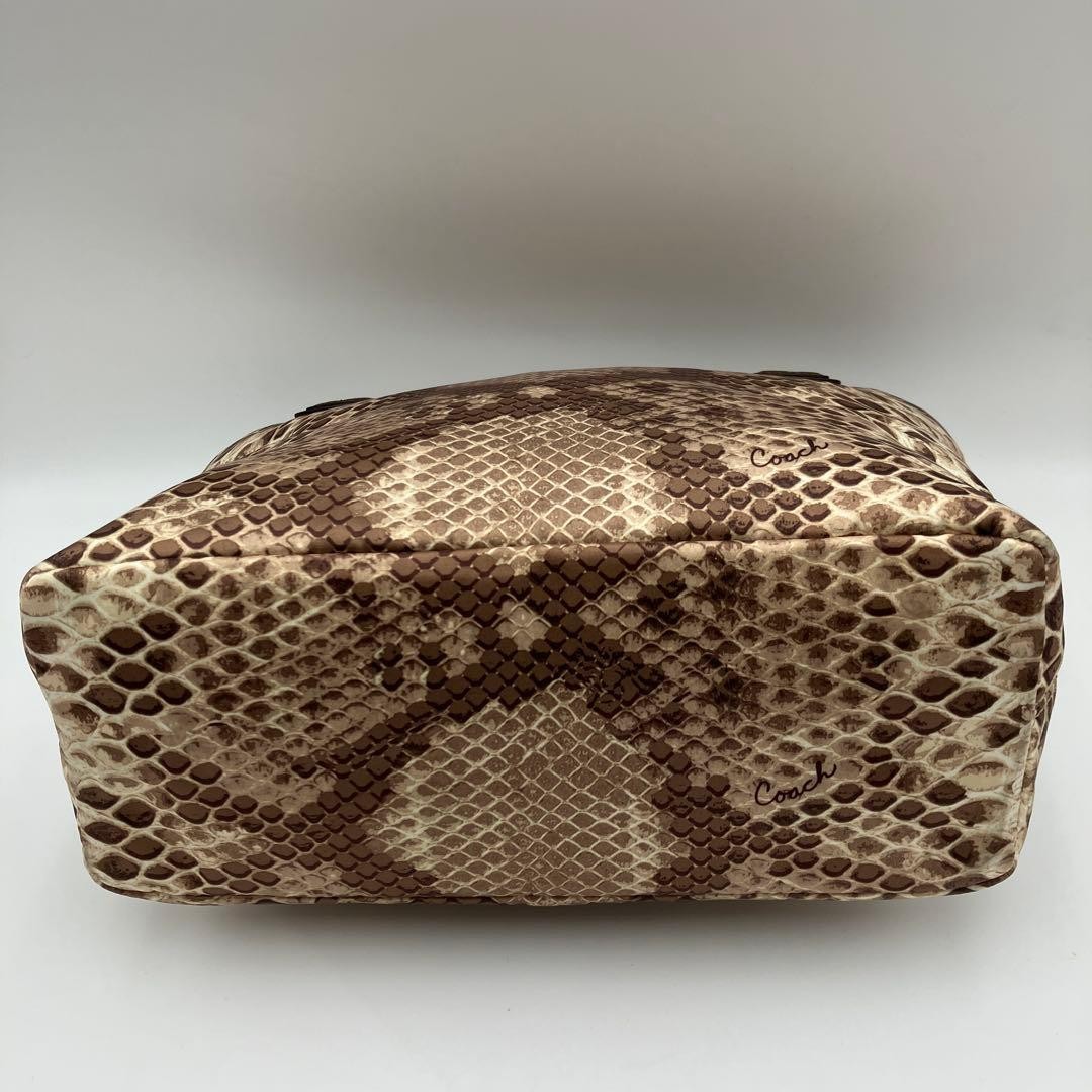 Rare COACH shoulder bag python pattern 2200 2a - image 4