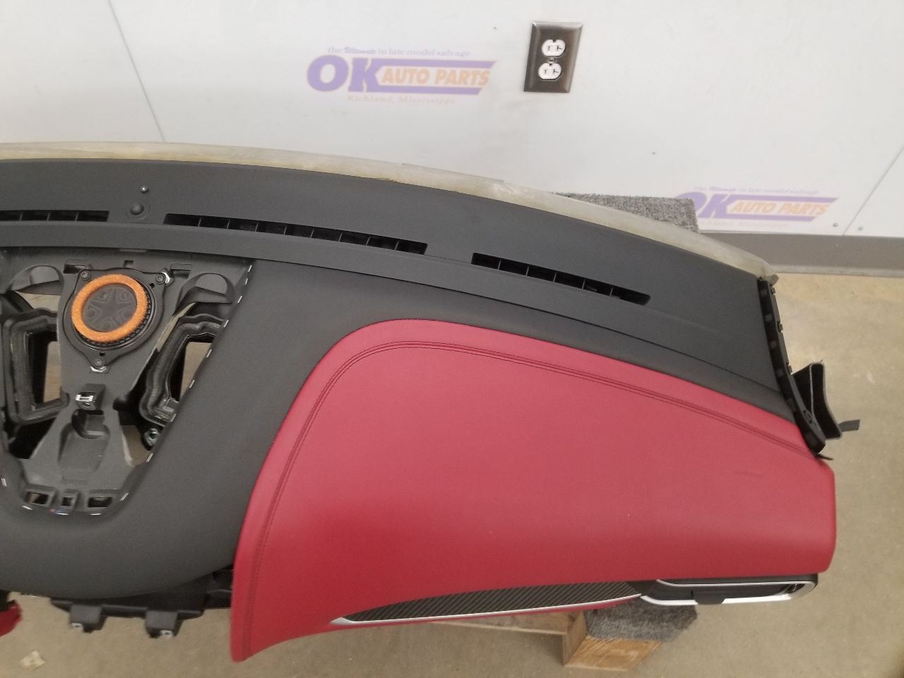 Maserati Levante Dashboard