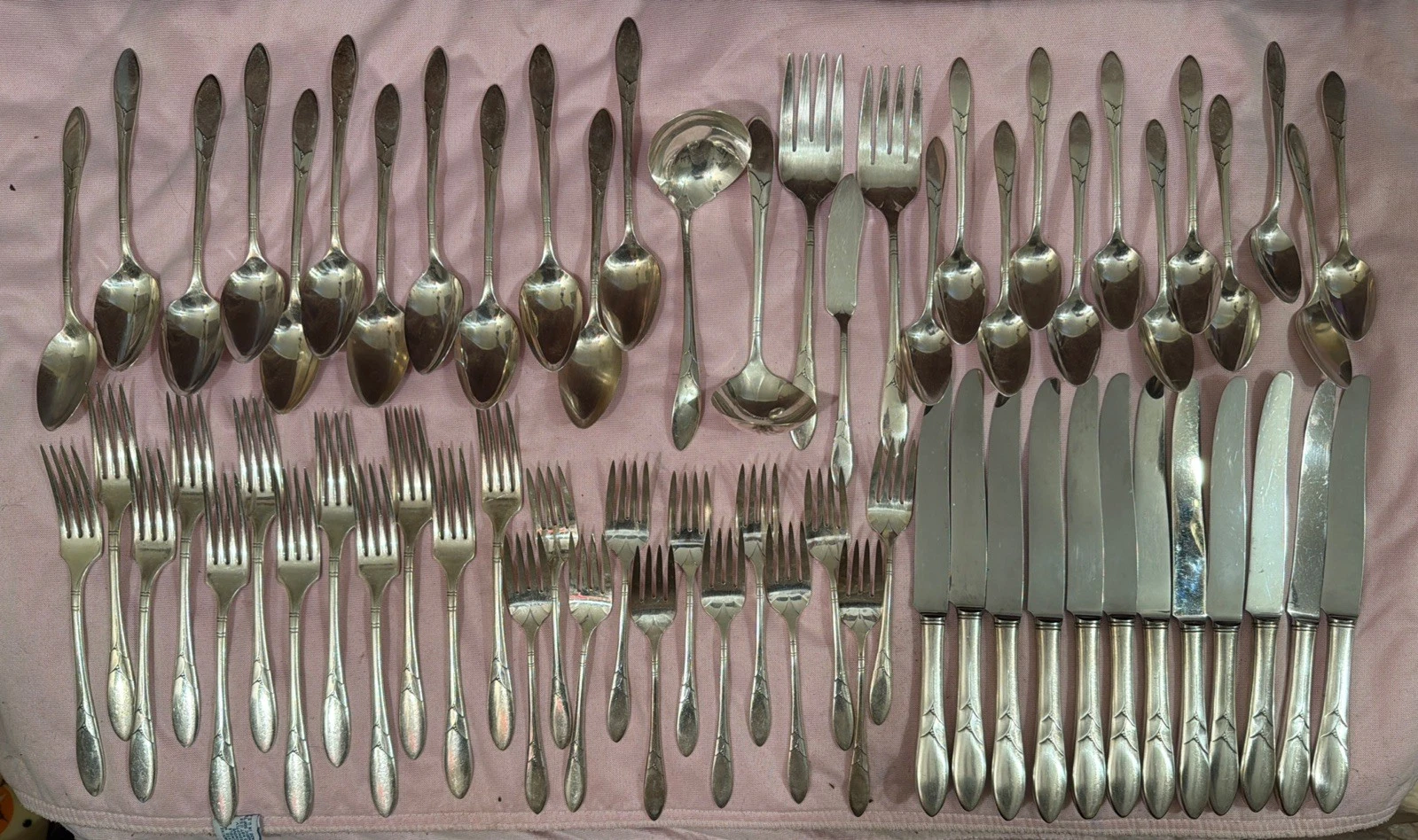 Oneida LADY HAMILTON Vtg 1932Community Silverplate Flatware Set 65 Pc Serves 12