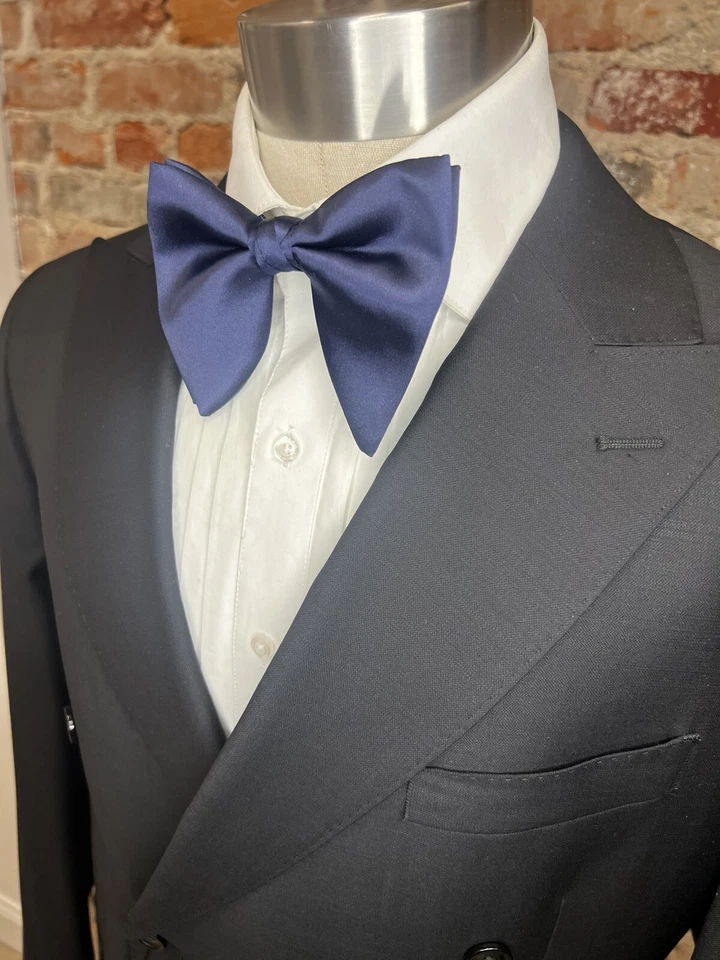 Bleu Bowtique Brand New Oversized Butterfly Bow Tie Navy - Image 2 of 4